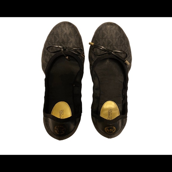 MICHAEL Michael Kors Shoes - Black/Gray Michael Kors travel ballet flats size 8.5 but fit like a 7.5.